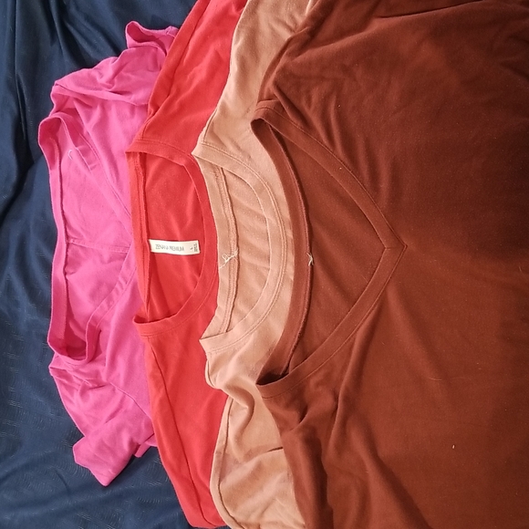 Tops - Picture 1 of 2